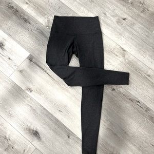 Lululemon High rise WunderUnders 28”